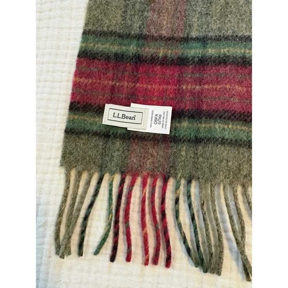 L.L. Bean excellent no